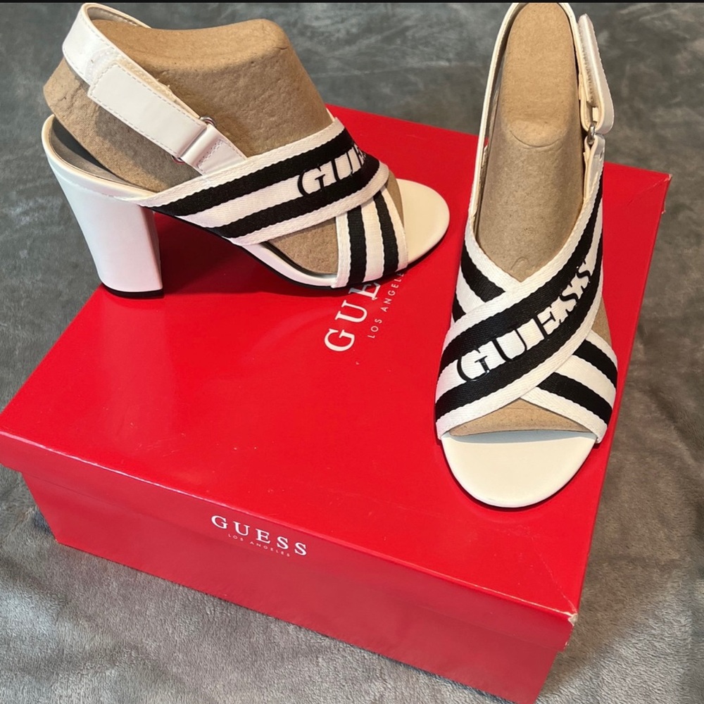 (NEW) GUESS HEELED SANDALS, SHOES SIZE 6.5 M